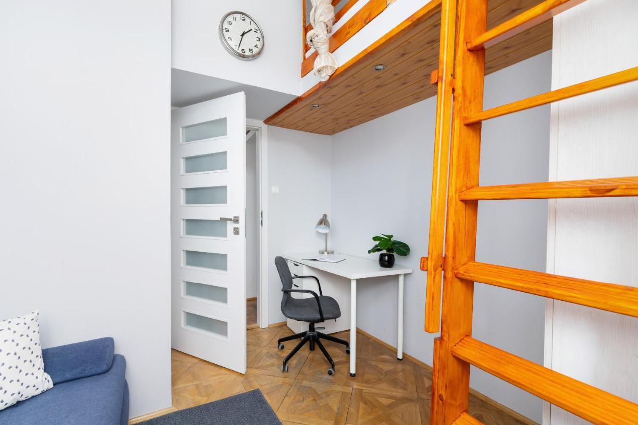 Podwale Apartment Uj Downtown Cracow By Noclegi Renters Krakkó Kültér fotó